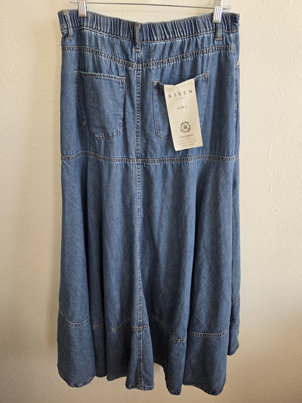 Risen NWT RDS6280 High Low Denim Maxi Skirt Size L Tiered Ruffle - Picture 7 of 7
